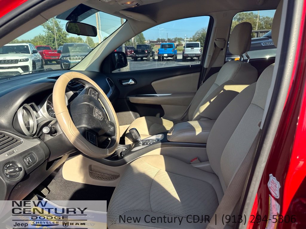 Used 2016 Dodge Journey SXT w/ Comfort/Convenience Group FWD image 5