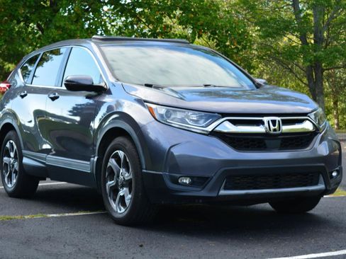 Used 2017 Honda CR-V EX-L image 3