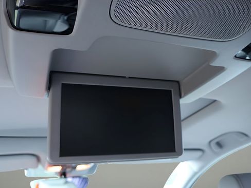 Used 2018 Honda Odyssey Touring image 18