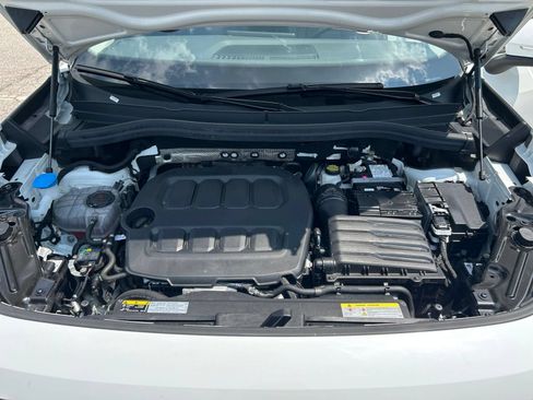 Used 2026 Volkswagen Tiguan SE AWD/4WD image 26