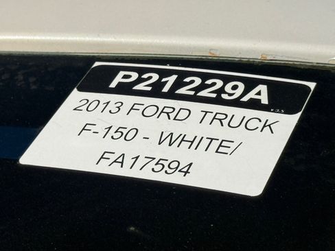 Used 2013 Ford F150 Lariat w/ Luxury Equipment Group image 6