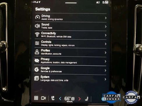 Used 2025 Volvo XC40 B5 Core image 53