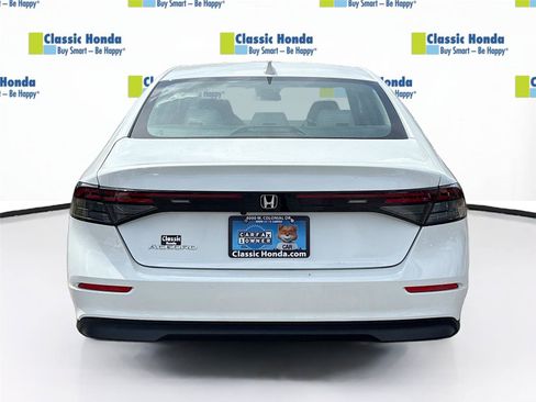 Certified 2024 Honda Accord LX image 7