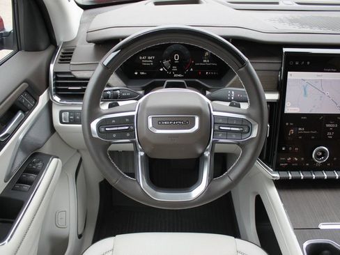 Used 2024 GMC Acadia Denali w/ Super Cruise Package image 12