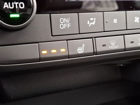 New 2026 Subaru Outback Limited AWD/4WD image 22