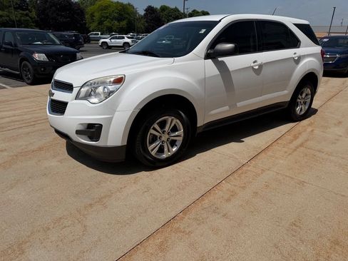 Used 2014 Chevrolet Equinox LS FWD image 5