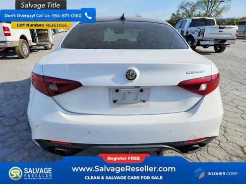 Used 2018 Alfa Romeo Giulia Ti Sport w/ Quick Order Package 22U Sport image 8