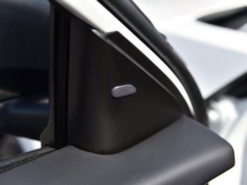 Certified 2025 Nissan Altima 2.5 SV image 10