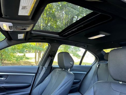 Used 2018 BMW 330i xDrive Sedan image 45