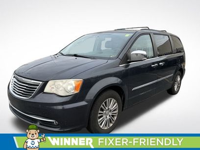 Used 2014 Chrysler Town & Country Touring-L w/ Driver Convenience Group
