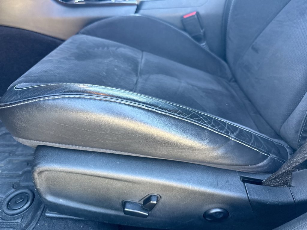 Used 2019 Dodge Charger R/T w/ Plus Group RWD image 14