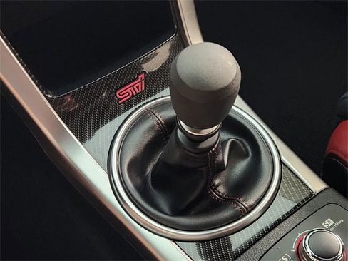 Used 2016 Subaru WRX STI image 21