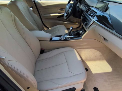 Used 2013 BMW 335i xDrive Sedan AWD/4WD image 24
