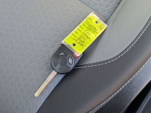 Used 2017 Ford Escape SE image 48