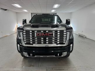 New 2025 GMC Sierra 2500 Denali w/ Denali Reserve Package video 2