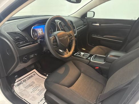Used 2023 Chrysler 300 Touring w/ Sport Appearance Package RWD image 11