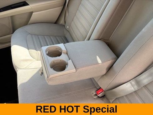 Used 2018 Ford Fusion SE image 32