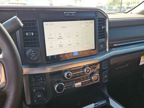 New 2025 Ford F350 King Ranch w/ FX4 Off-Road Package image 11