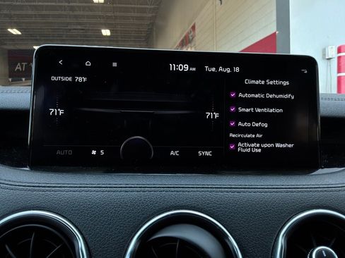 Used 2023 Kia Stinger GT-Line w/ Sun & Sound Package RWD image 39