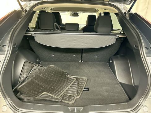 Used 2024 Mitsubishi Eclipse Cross Black Edition image 21