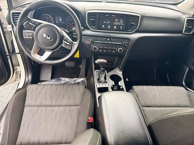 Used 2021 Kia Sportage LX AWD/4WD image 11