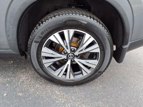 Used 2021 Nissan Rogue SV image 31