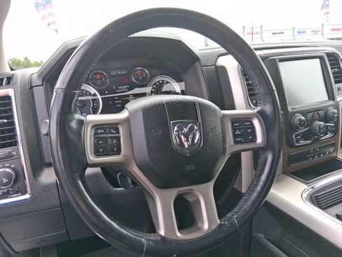 Used 2017 RAM 1500 Laramie w/ Convenience Group AWD/4WD image 15