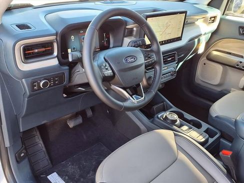 New 2026 Ford Maverick Lariat image 9