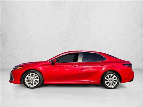 Used 2024 Toyota Camry LE w/ Convenience Package FWD image 8