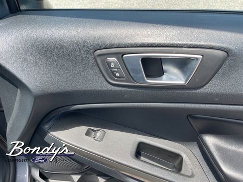 Used 2020 Ford EcoSport Titanium FWD image 19