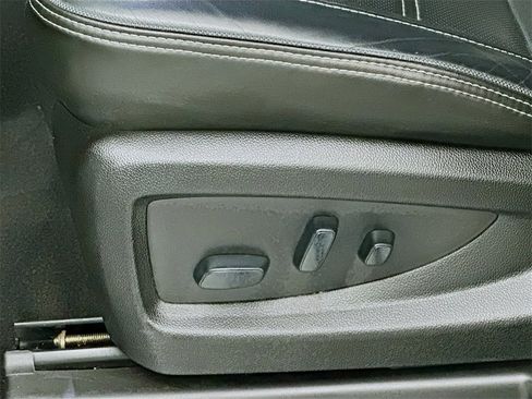 Used 2019 GMC Yukon Denali w/ Denali Ultimate Package image 23