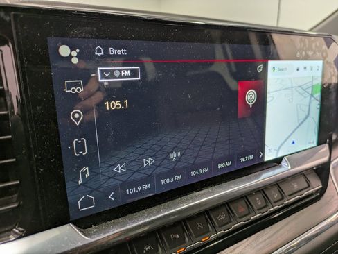 Used 2023 GMC Sierra 1500 SLT w/ SLT Premium Plus Package image 11