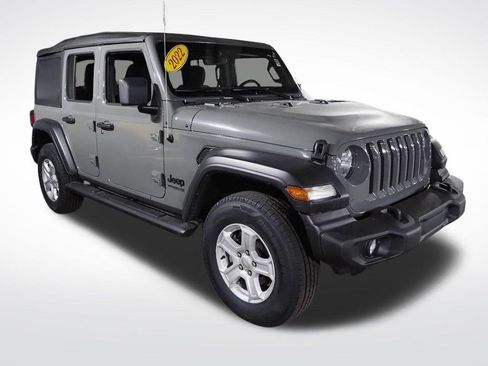 Used 2022 Jeep Wrangler Unlimited Sport image 4