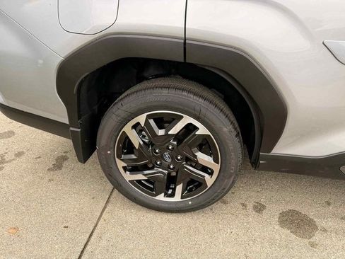 New 2025 Subaru Forester Limited image 12