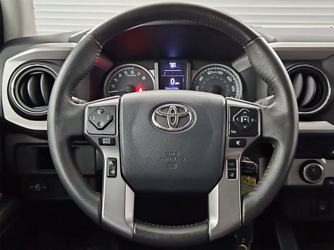 Used 2019 Toyota Tacoma SR5 image 22