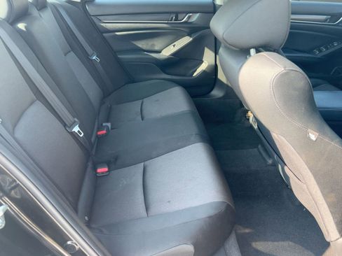 Used 2018 Honda Accord LX image 27