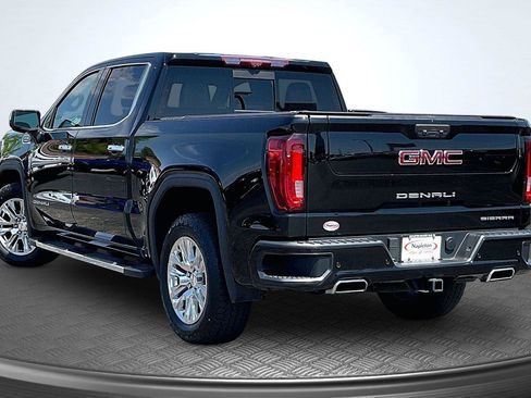 Used 2022 GMC Sierra 1500 Denali w/ Technology Package AWD/4WD image 14