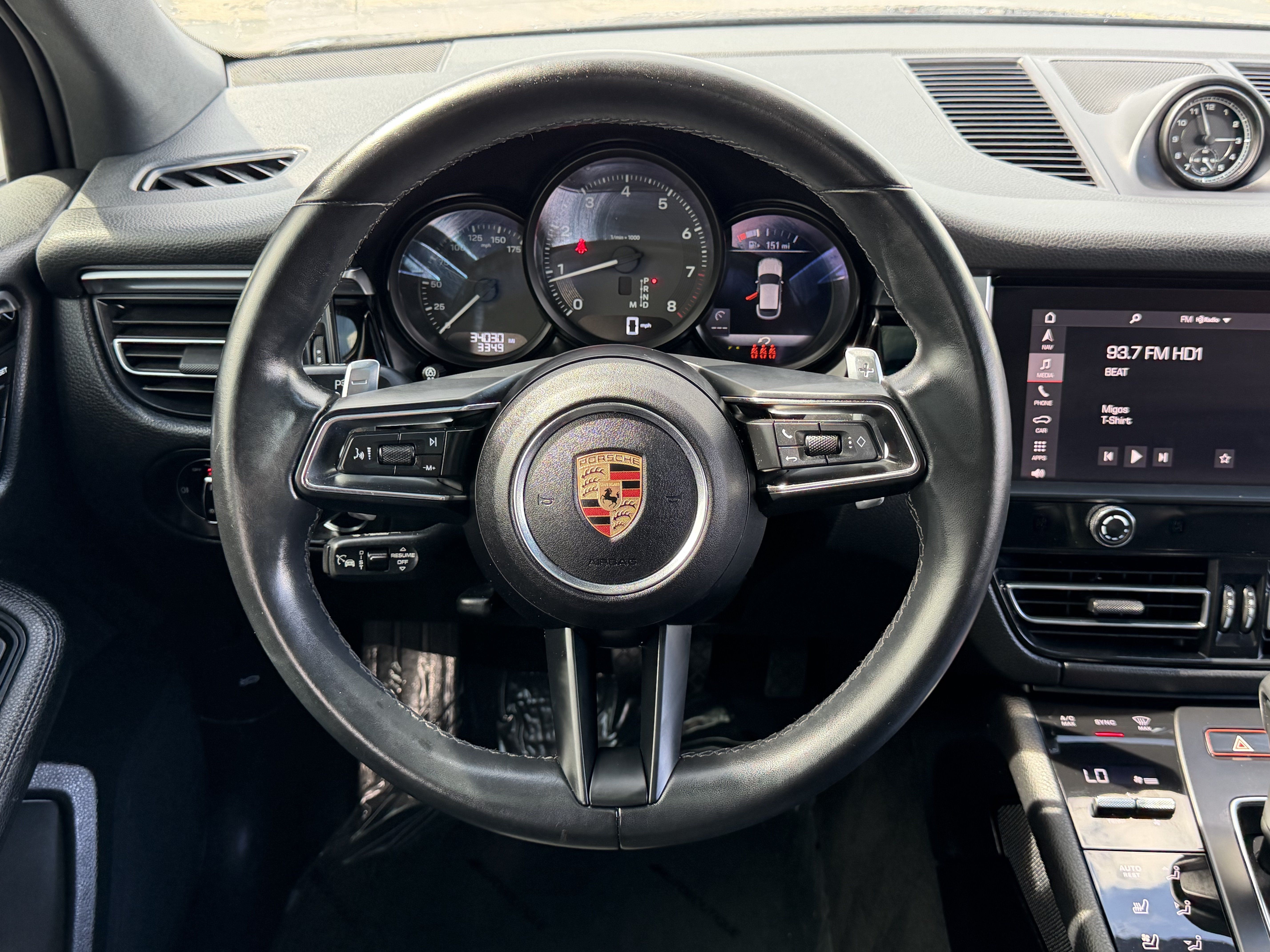 Used 2024 Porsche Macan AWD/4WD image 10