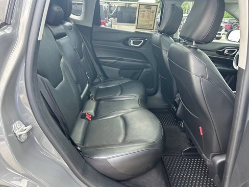 Used 2022 Jeep Compass Trailhawk w/ Trailhawk Elite Group AWD/4WD image 32