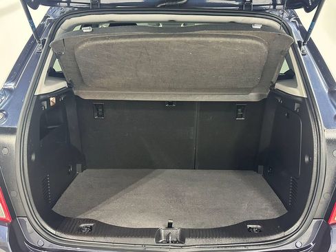 Used 2019 Chevrolet Trax LT w/ LT Convenience Package AWD/4WD image 5