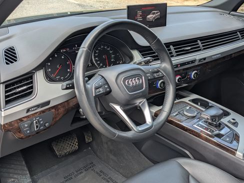 Used 2018 Audi Q7 2.0T Premium AWD/4WD image 19