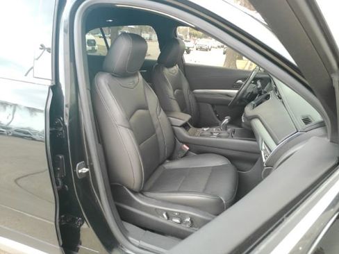 Used 2019 Cadillac XT4 Premium Luxury image 22