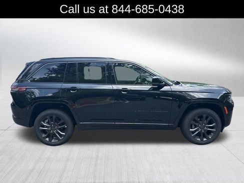 New 2026 Jeep Grand Cherokee Limited AWD/4WD image 4