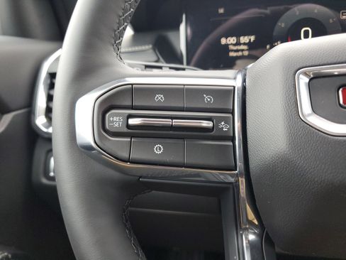 New 2025 GMC Acadia Elevation image 25