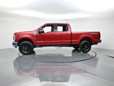 Used 2021 Ford F350 Lariat w/ Tremor Off-Road Package image 6