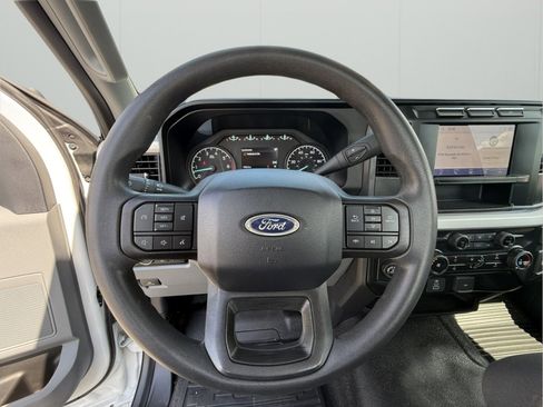 Used 2024 Ford F250 XL image 11