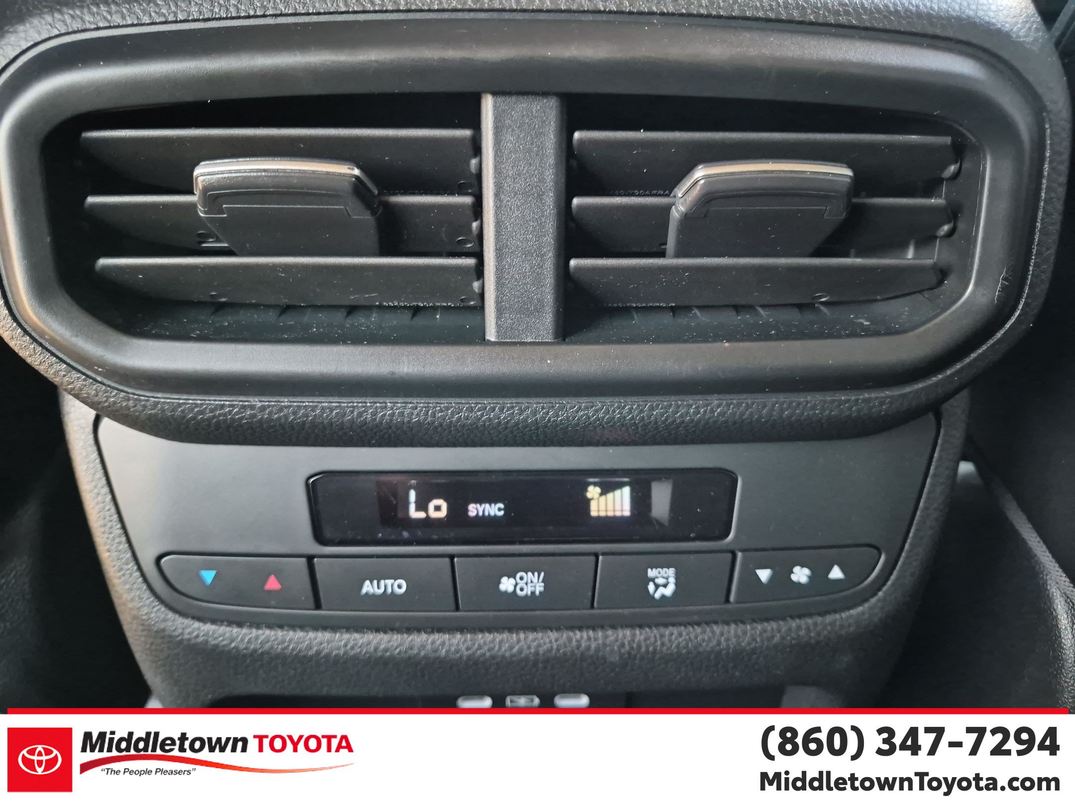Used 2024 Honda Pilot EX-L image 29