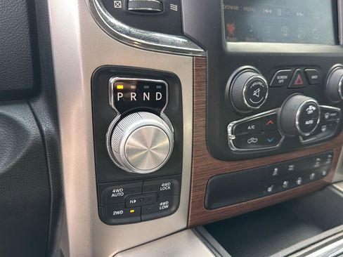 Used 2016 RAM 1500 Laramie w/ Convenience Group image 23