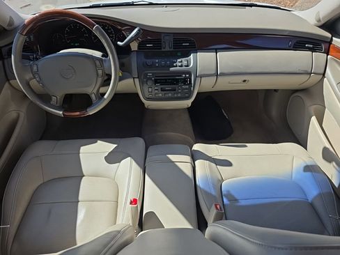 Used 2005 Cadillac De Ville DHS w/ Equipment Group image 15