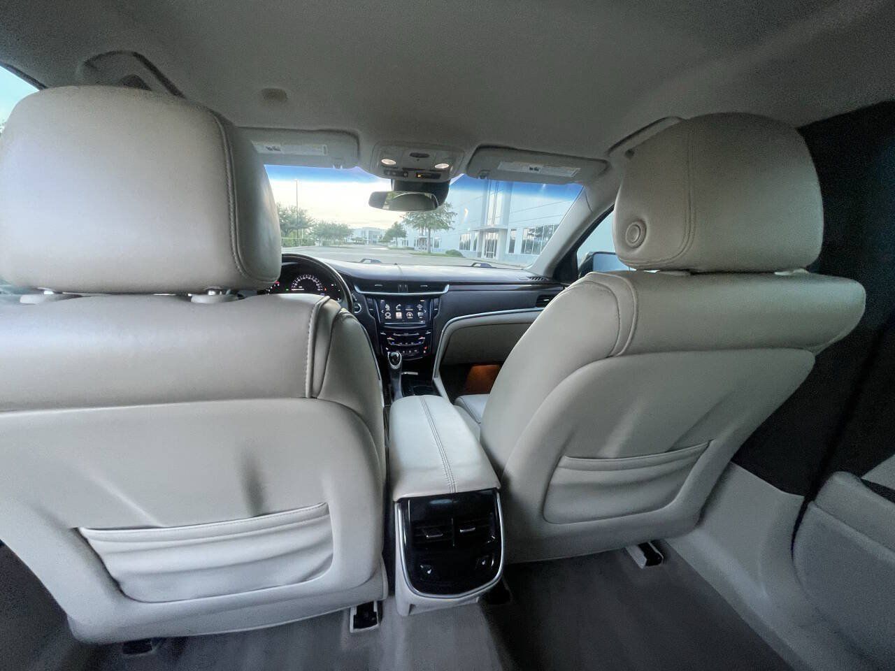 Used 2016 Cadillac XTS Luxury w/ Driver Awareness Package FWD image 6